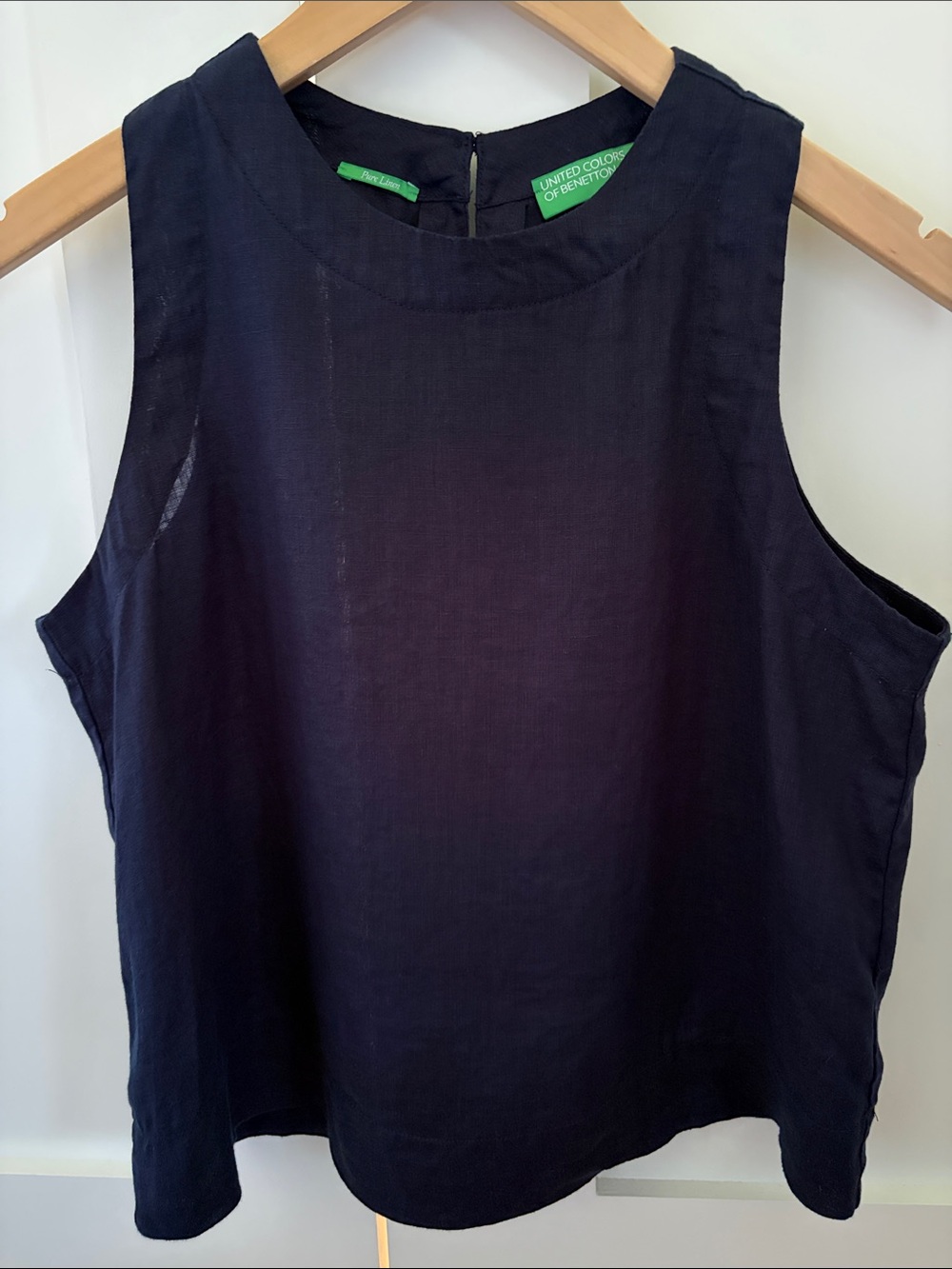 Final Price- no offers! United Colors Of Benetton Navy Sleeveless Linen Tank- XS